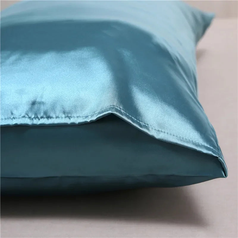 Silk Beauty Pillowcase (protects curls overnight)